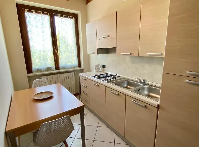 La Lucciola Aparthotel 4*