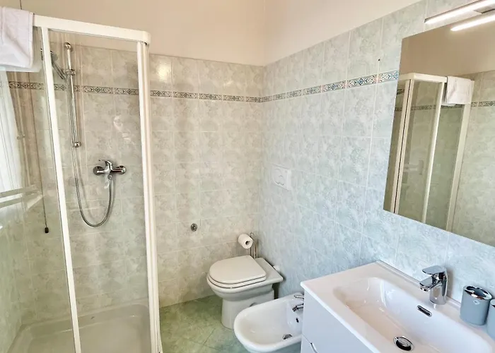 La Lucciola Aparthotel 4*