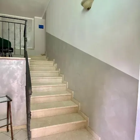 Ξενοδοχείο με διαμερίσματα La Lucciola Lonato