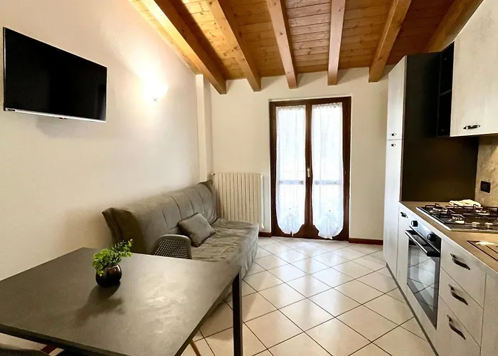 Lägenhetshotell La Lucciola 4*
